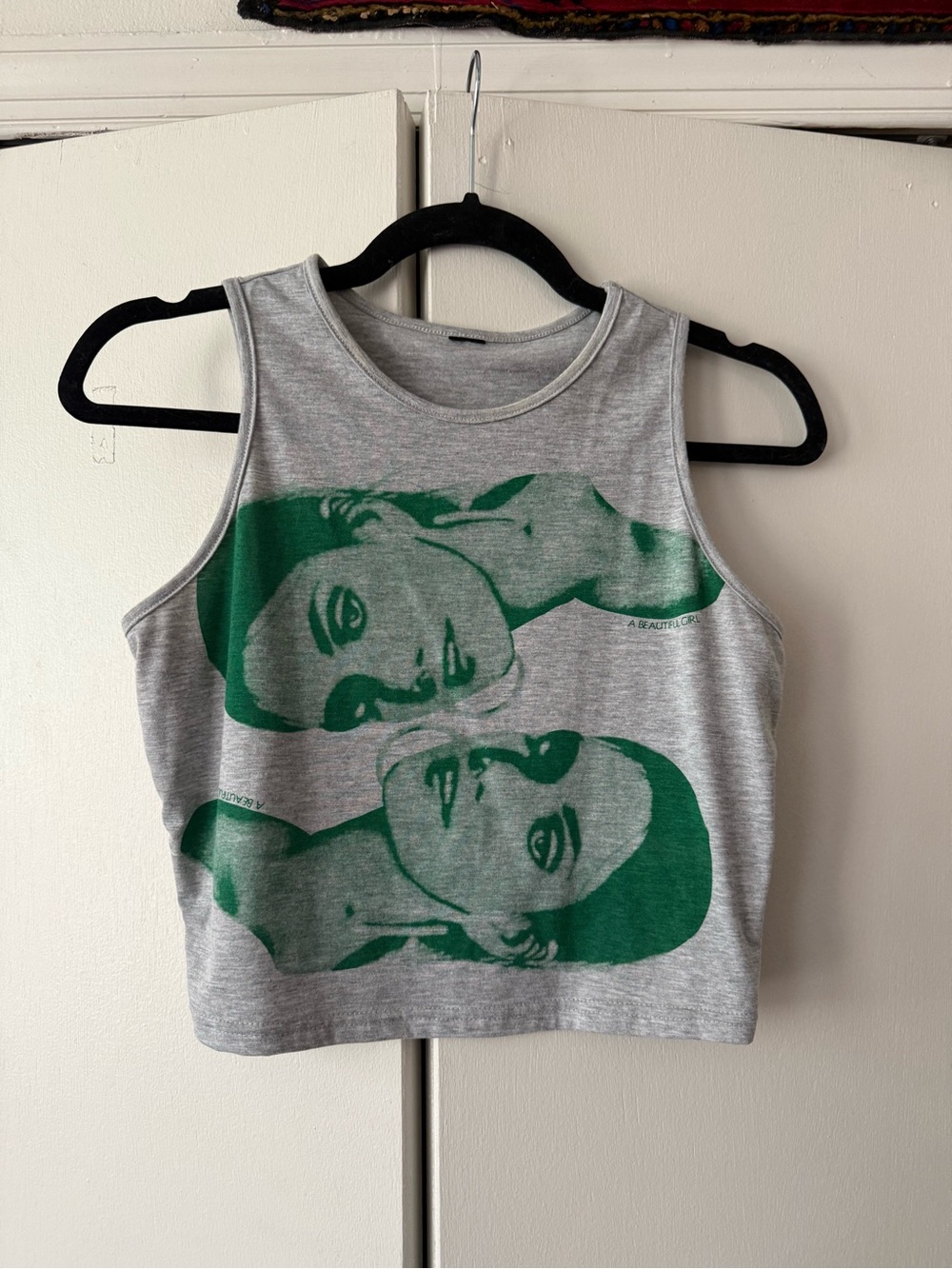Sleeveless Gray Y2K Grunge High Neck Crop Top w Green Double Twiggy Face Print